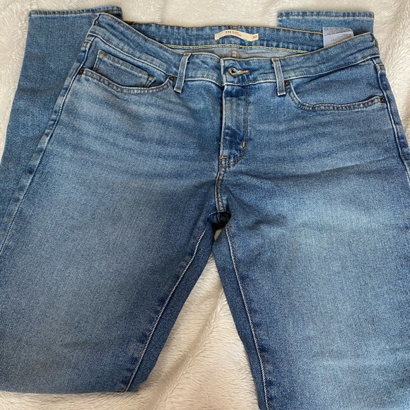 Levi's Denim - NWOT Levi’s 711 Skinny